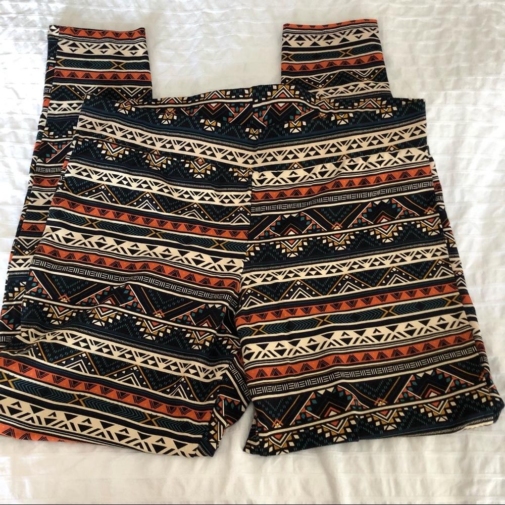 Torrid Crop Leggings Size 2 (18-20) 2x
